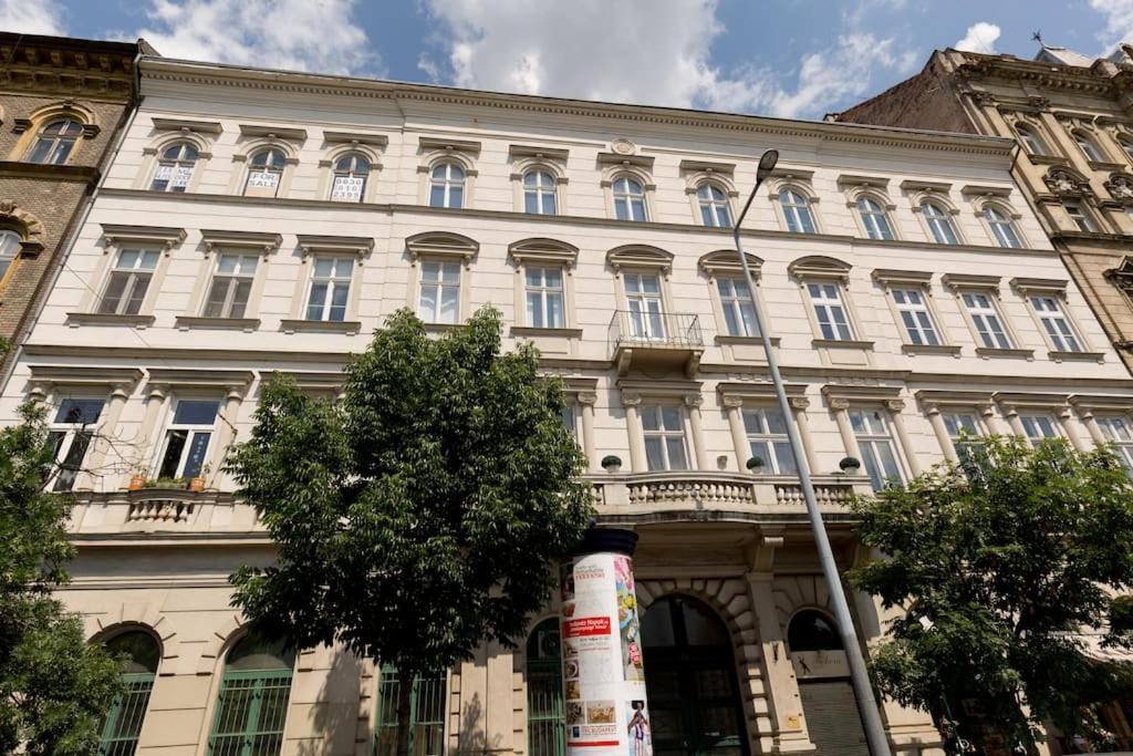 Riverside City Center, 5Th District Budapeste Exterior foto